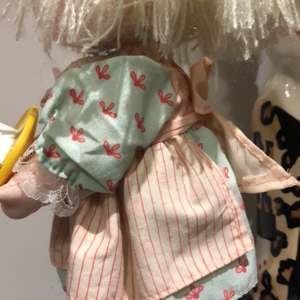 Precious Moments birthday doll holding birthday cake.  Famous for teardrop eyes - Picture 8 of 8